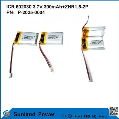 602030 3.7V 300mAh+ZHR1.5-2P ব্যাটারি আল্ট্রা-পাতলা ডিজাইন থেকে নমনীয় সামঞ্জস্যতা বিভিন্ন ছোট স্মার্ট ডিভাইসের জন্য ব্লুটুথ ইয়ারফোন পোষাকযোগ্য ডিভাইস এবং পোর্টেবল মেডিকেল সরঞ্জাম